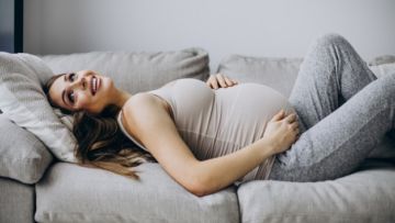 7 Jenis Pendarahan yang Terjadi pada Ibu Hamil. Sering Dikira Menstruasi Biasa!