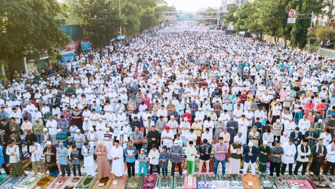 potret perayaan idul fitri di indonesia