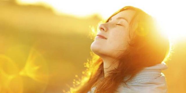 7 Fakta Soal Sunblock yang Belum Banyak Orang Tahu. Kita yang Tinggal di Indonesia Wajib Tahu!