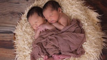 Pengen Punya Anak Kembar? Nih 5 Ide Nama Anak Kembar yang Terinspirasi dari Mitologi Yunani