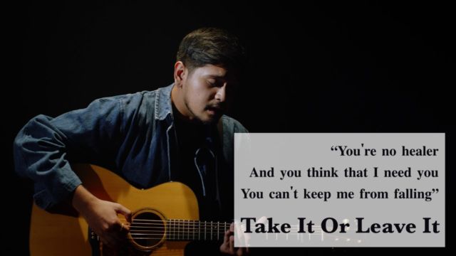 Yuk Belajar Bahasa Inggris Dari 8 Lagu Kekinian yang Karaokeable Ini. Biar Skillmu Naik Level
