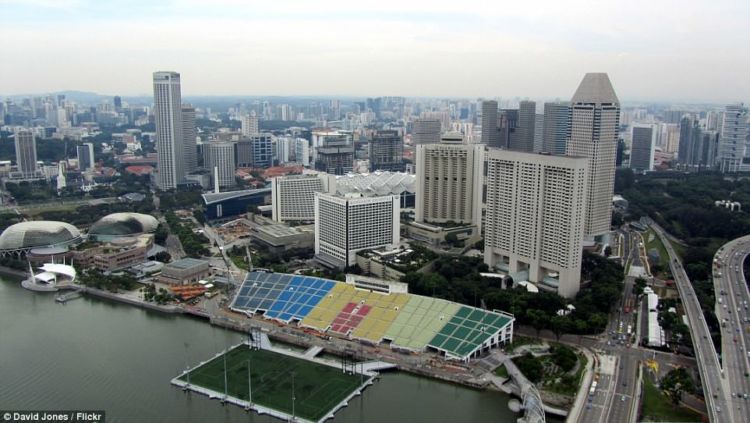 10 Lapangan Bola dengan Pemandangan Paling Menakjubkan di Dunia