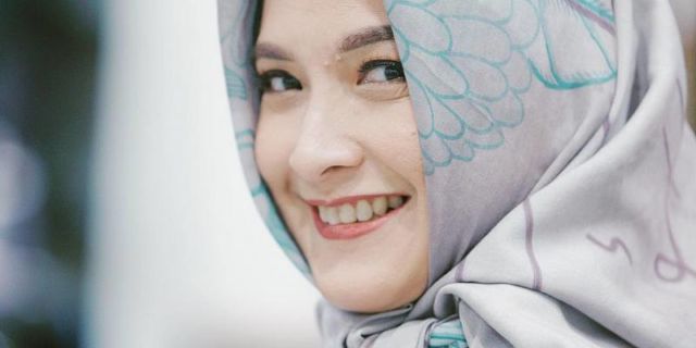 Andhara Early