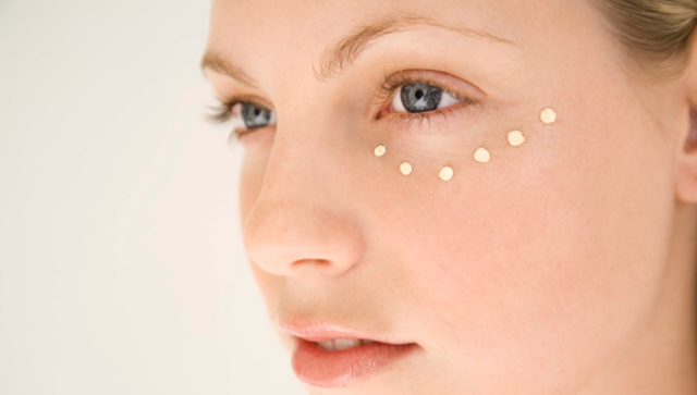 6 Ritual Wajib Sebelum Tidur Ini Jangan Kamu Skip. Biar Kulit Glowing dan Makin Sip