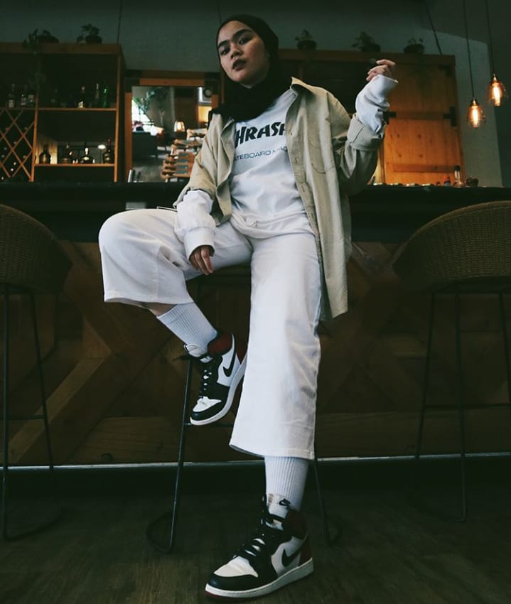 17+ Hijab Sporty Style Ala Sivia Azizah. Cocok Buat Kamu Cewek Quirky yang Aktif dan Percaya Diri