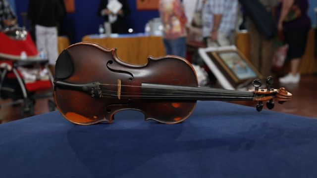 Biola langka buatan Giuseppe Pedrazzini