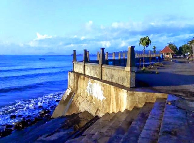 Pantai Blimbingsari