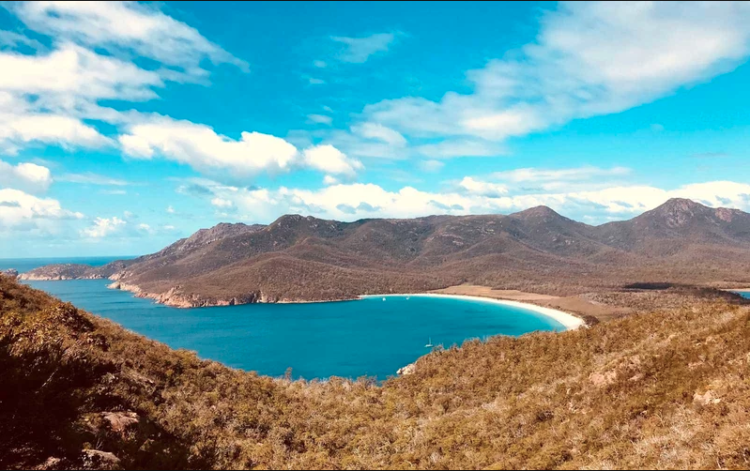 Daftar 15 Pulau Terbaik di Dunia Versi Travel+Leisure. Indonesia Berada di Tiga Peringkat Teratas!
