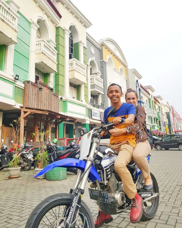 6 Hal yang Bisa Dipetik dari Kisah Cinta Mas Pur – Novita ‘Tukang Ojek Pengkolan’. Baper Maksimal!