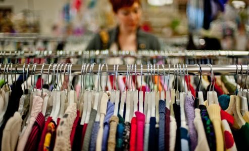 Tips Untuk Kamu yang Mau Coba Cari Harta Karun Baju Second Alias Thrifting