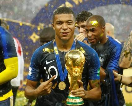 Pemain Timnas Prancis No.10