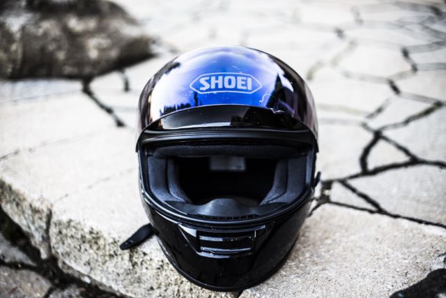 Kejepit Tali Helm