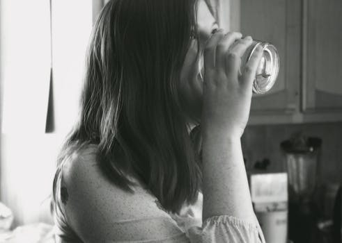 minum air putih 8 gelas sehari