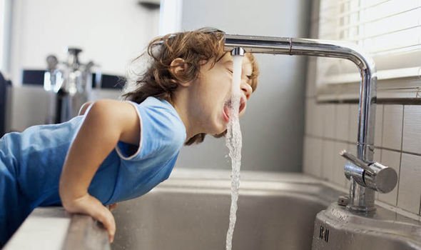 Daftar Negara dengan Air Keran yang Bisa Diminum. Enak Banget, Nggak Usah Dimasak atau Beli Galon