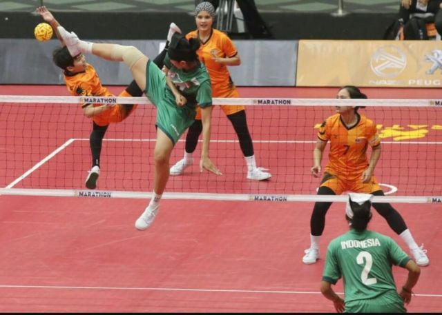 9 Hal Inspiratif dari Lena-Leni. Srikandi Kembar Cabor Sepak Takraw yang Dulu Sempat Jadi Pemulung