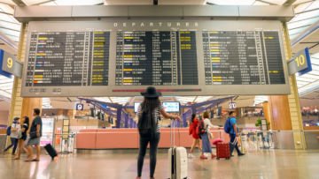 6 Rahasia Changi Airport Jadi Bandara Terbaik Di Dunia. Wah, Bisa Jadi Destinasi Wisata Sendiri Ini Sih