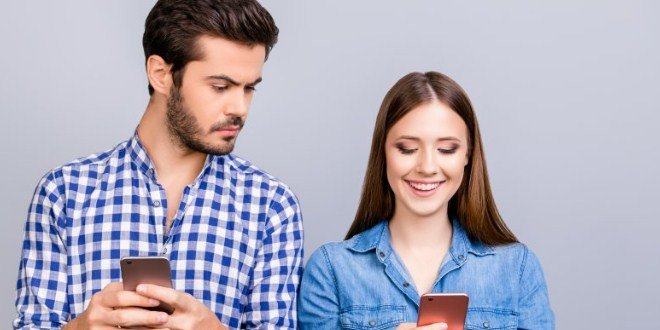 #MerdekaTapi Masih Belum Bisa Putus Dari Pacar Posesif? Sampai Kapan Kamu Kuat Bertahan?