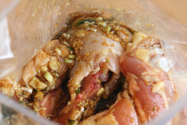12 Bahan Rendaman Pengempuk Daging, Jadi Nggak Alot dan Gampang Dikunyah