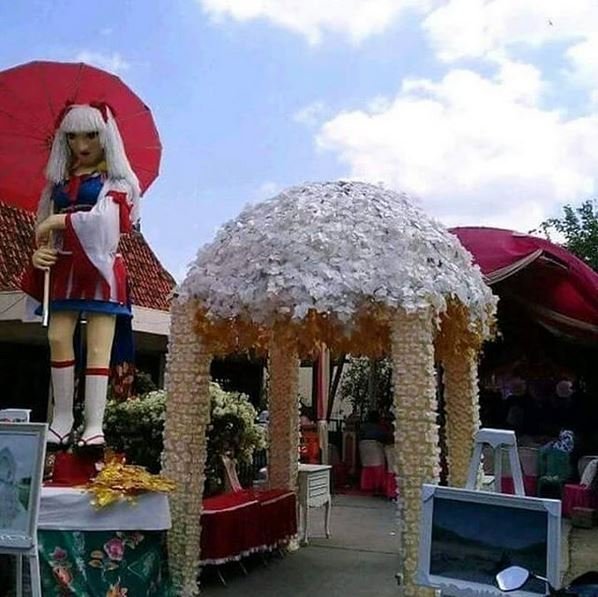 15 Patung dengan Bentuk Lucu dan Gemesin. Meski Nggak Mirip yang Penting Kehadirannya Menghibur!