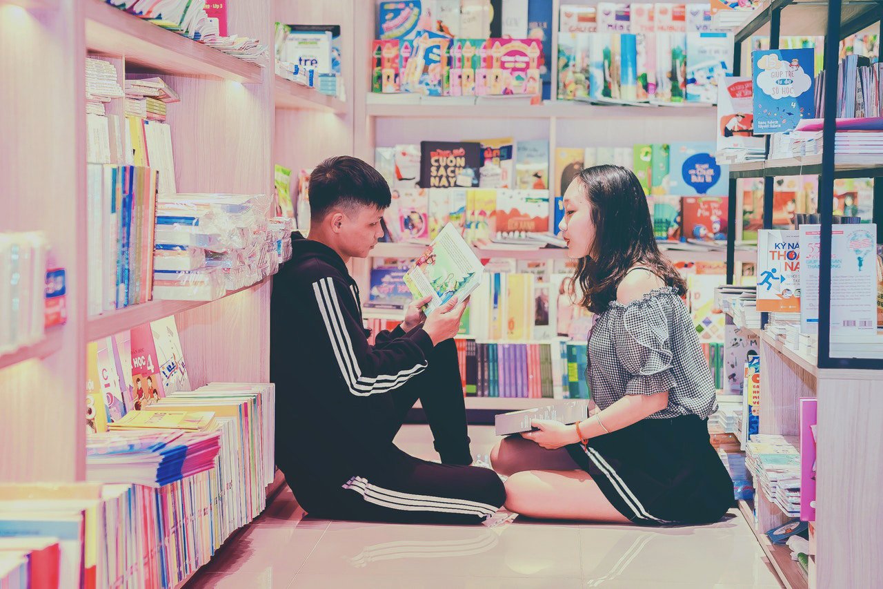 Meski Sering Dicuekin Pacar, 4 Cara Ini Bisa Bikin Kamu Tetap Selow Jalani Hubungan~