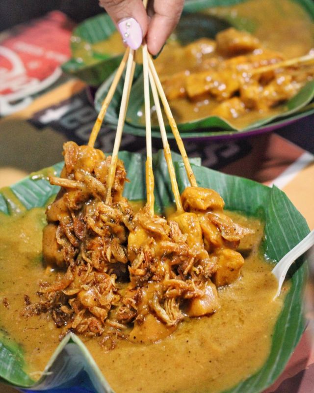 12 Kuliner Medan yang Lezatnya Bikin Ketagihan. Jadi Kangen Nih Liburan ke Medan!
