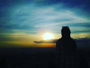 #PuisiHipwee; Tentang Senja Dan Segala Rasa Untuknya