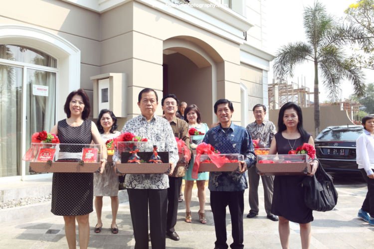 9 Fakta Seputar Prosesi Kelanjutan Lamaran Pasangan Tionghoa, Sangjit. Kaya Makna, Serba Merah nan Meriah!