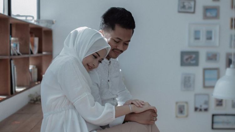 Tentang Jodoh Tak Perlu Gelisah. Percayalah Kalau Tuhan Telah Menyiapkan yang Terindah