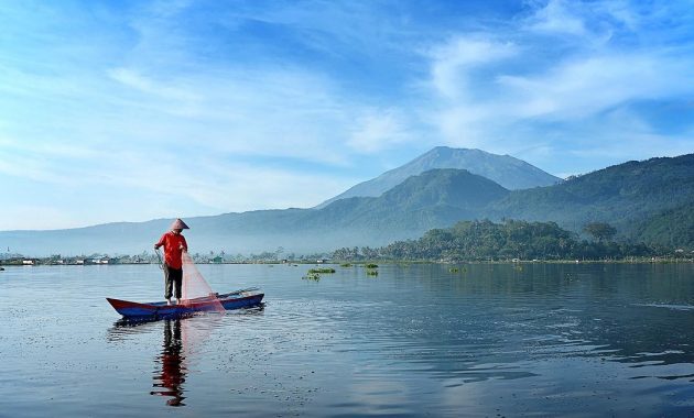 New Sabana Rawa Pening, Destinasi Instagramable yang Muncul Akibat Rawa yang Mengering!