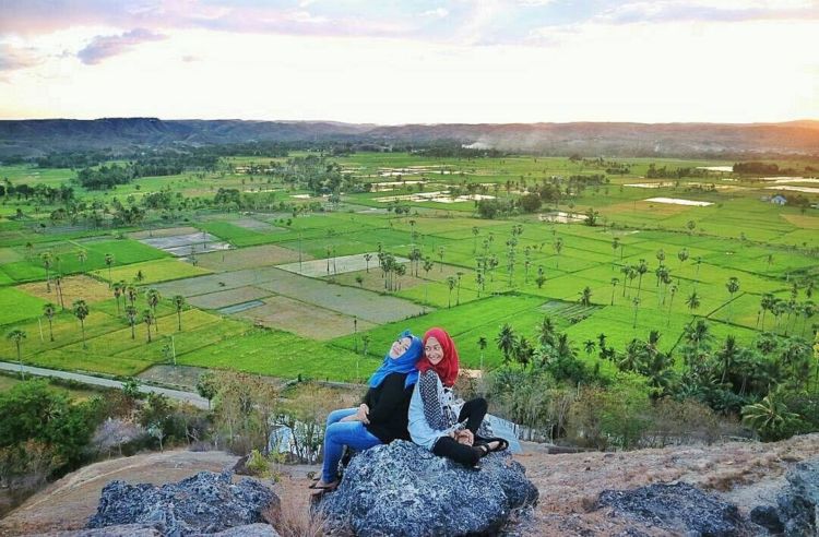 12 Destinasi Instagramable di Sumba Timur yang Epik dan Indah Banget. Harus Datang ke Sini Sih!