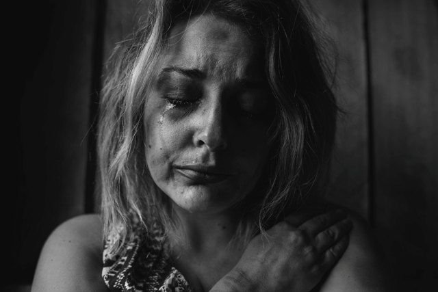 5 Hal yang Pasti Dirasakan Kamu, Cewek yang Sedang Dihampiri Quarter Life Crisis