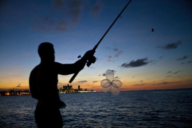 Begini Cara Unik Orang Kuba Memanfaatkan Kondom. Populer Jadi Ikat Rambut Sampai Umpan Memancing