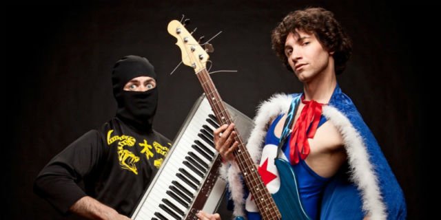 Duo Danny Sexbang dan Ninja Brian siap menghibur dengan lago koplak mereka