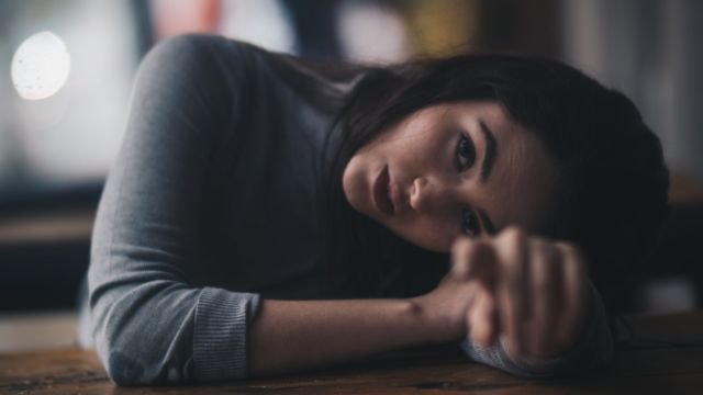 6 Tanda Kamu Ketergantungan dengan Cowokmu. Pahami Biar Tak Jadi Budak Cinta Melulu