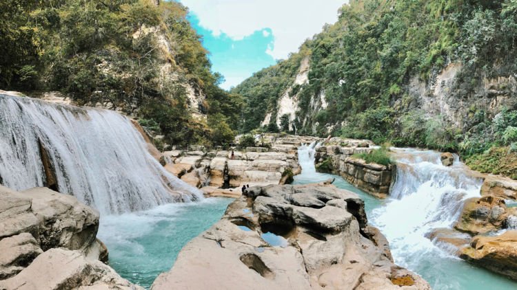 12 Destinasi Instagramable di Sumba Timur yang Epik dan Indah Banget. Harus Datang ke Sini Sih!