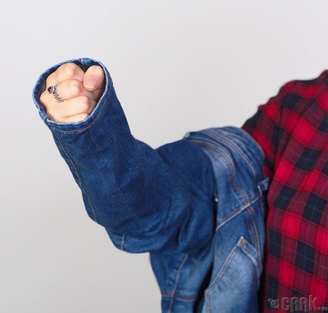 4 Trik Membeli Celana Jeans yang Sesuai Ukuran Tanpa Harus Fitting di Kamar Pas. Simpel!