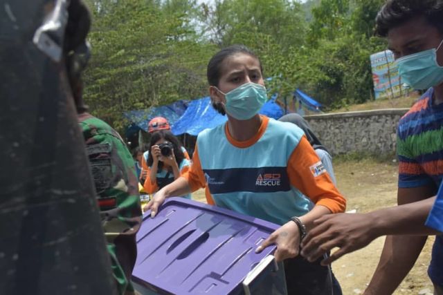 5 Hal yang Bisa Dipetik dari Langkah Awkarin Jadi Relawan, Patut Direnungkan Generasi Milenial 11 5 Hal yang Bisa Dipetik dari Langkah Awkarin Jadi Relawan, Patut Direnungkan Generasi Milenial