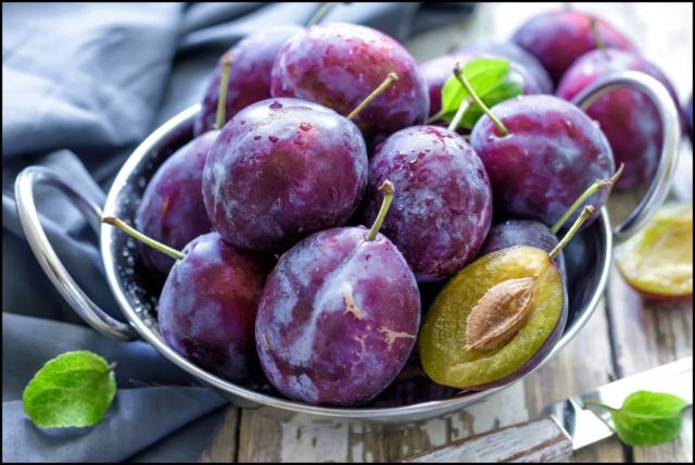 Jangan Dulu Dikupas, 11 Buah dan Sayur Ini Justru Lebih Sehat Dimakan Sekalian Kulitnya