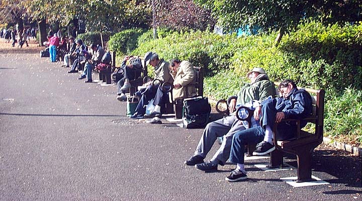 10+ Potret Kehidupan Gelandangan di Jepang, Punya Penghasilan dan Bisa Bikin Panel Tenaga Surya