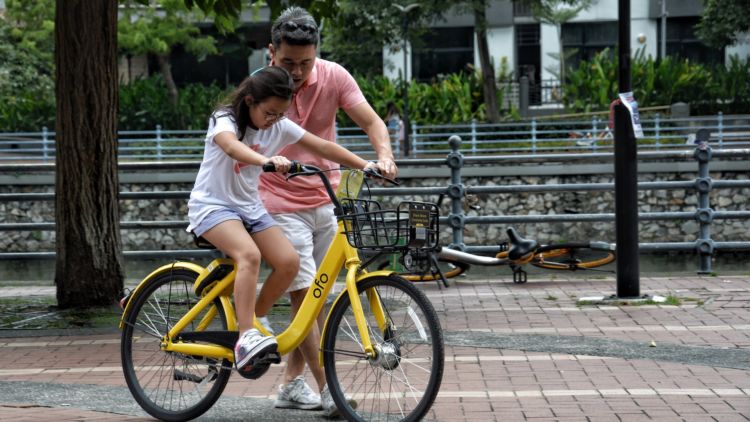 Bapak Memang Lelaki Paling Tidak Romantis di Dunia, tapi darinya Saya Belajar Tentang Cinta
