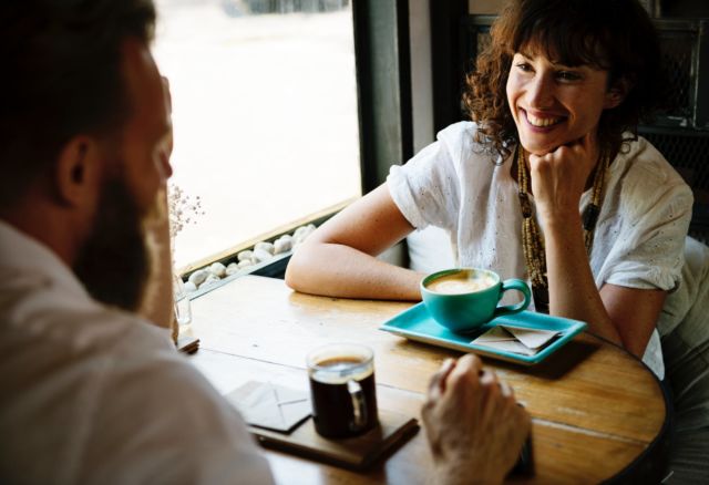 6 Strategi yang Bisa Kamu Terapkan Saat Tak Merasa Cocok Dengannya di Masa Pendekatan