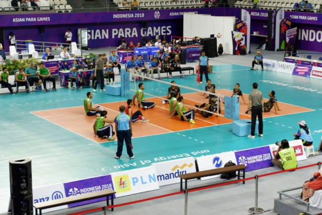 Sitting volley ball
