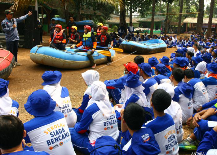 5 Fakta soal Keberadaan Sekolah Siaga Bencana di Indonesia. Ada Sih, Tapi Mungkin Perlu Lebih Banyak