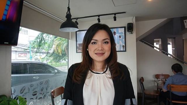 CEO perusahaan penerbit