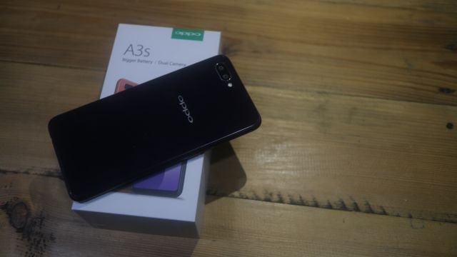 Review OPPO A3S: Buat Selfie Ayuk, buat Main Game juga Nggak Rewel