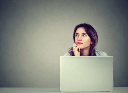 Punya Kerjaan Tetap Sekaligus Freelance? Gini Ngaturnya Biar Pemasukanmu Tetap Lancar 1 Jangan tunda