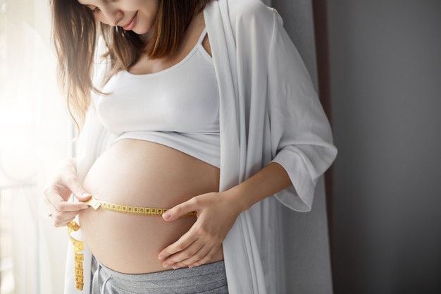 7 Fakta Ini Menjawab Kenapa Ukuran Perut Bumil Bisa Beda, Padahal Usia Kehamilannya Sama