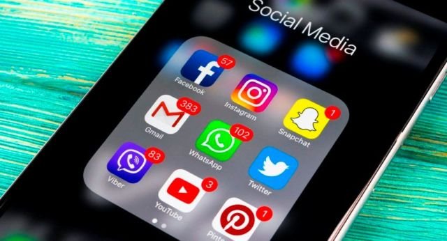 8 Langkah Mudah Mencoba Bisnis Buat Para Milenial. Pahami, Biar Nggak Gagal! 6 sosial media
