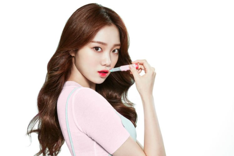 6+ Siasat Make-up Cepat Ala Korea yang Bisa Ubah Penampilanmu Bak Remaja Meski Umur Sudah Kepala Dua