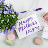 10 Ide Hadiah Favorit Mama untuk Hari Ibu yang Nggak Akan Bikin Kamu Bangkrut. Terkesan dan Pasti Patut